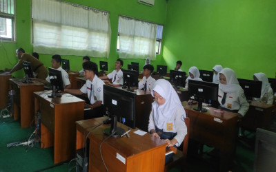 GLADI TKA SMPN 1 JUMANTONO