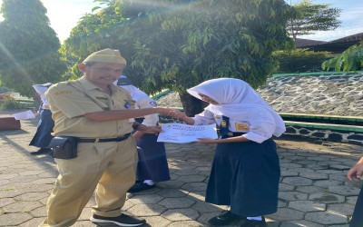 Penyerahan Hadiah Lomba HGN Jumansa