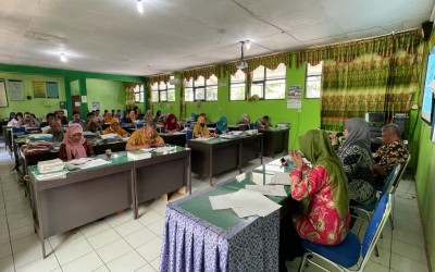 RAPAT PEMBAGIAN TUGAS SMP N 1 JUMANTONO TAHUN PELAJARAN 2023/2024